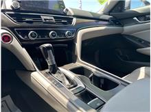 Vehicle Thumb #14