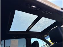 Vehicle Thumb #17