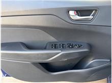 Vehicle Thumb #20