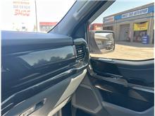 Vehicle Thumb #40