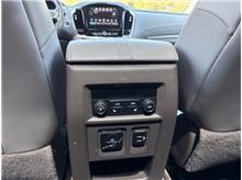 Vehicle Thumb #18