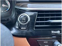 Vehicle Thumb #16