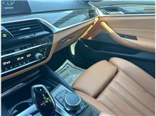 Vehicle Thumb #20