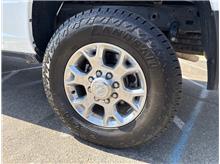 Vehicle Thumb #19