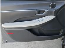 Vehicle Thumb #15