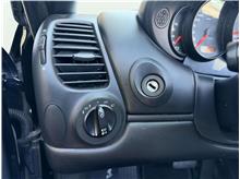 Vehicle Thumb #35