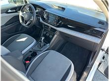Vehicle Thumb #16
