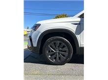 Vehicle Thumb #30
