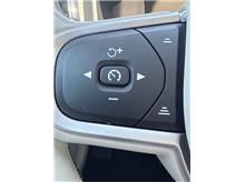 Vehicle Thumb #18