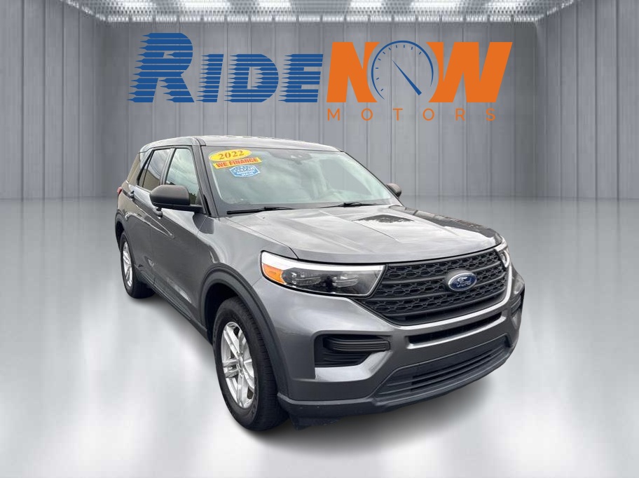 2022 Ford Explorer Base's photo