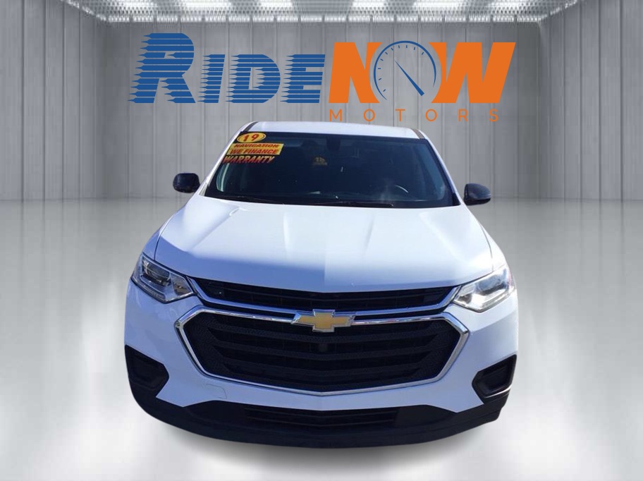 2019 Chevrolet Traverse LS's photo