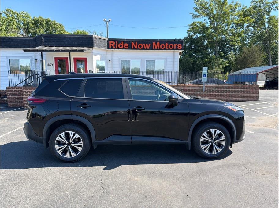 2023 Nissan Rogue SV - Photo 10