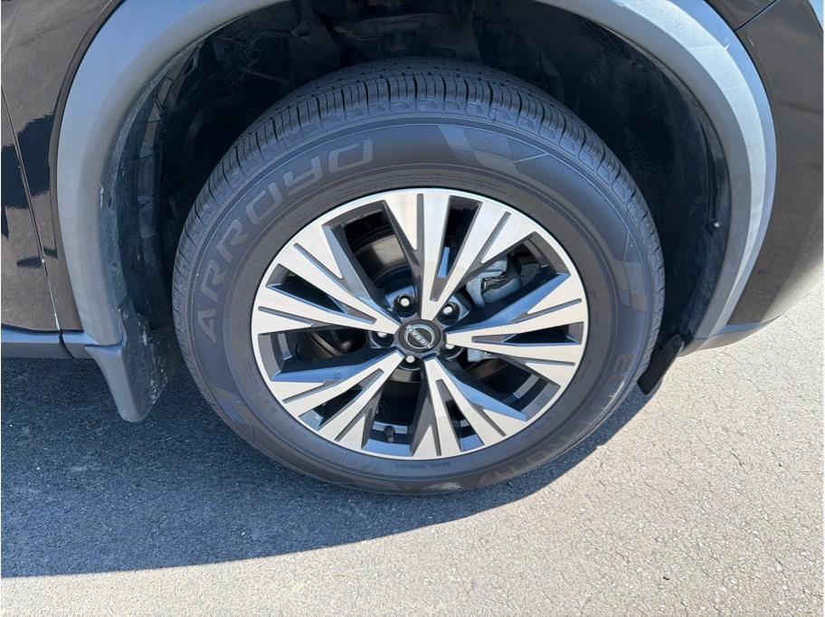 2023 Nissan Rogue SV - Photo 19