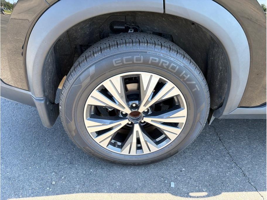 2023 Nissan Rogue SV - Photo 20