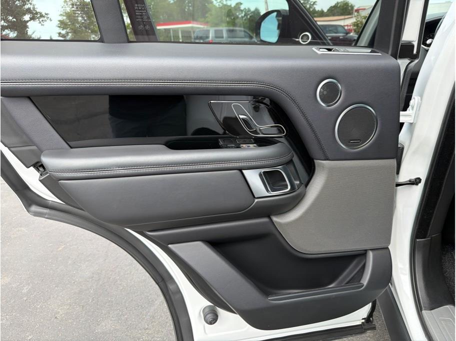 2018 Land Rover Range Rover HSE - Photo 17