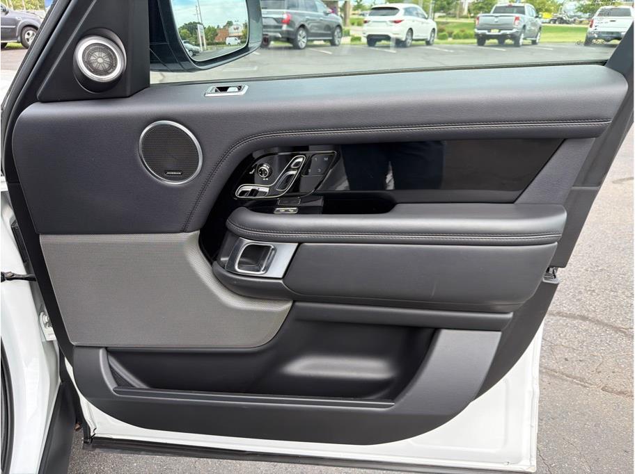2018 Land Rover Range Rover HSE - Photo 18