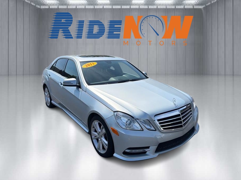 2013 Mercedes-Benz E-Class's photo