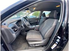 Vehicle Thumb #14