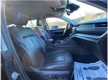 Vehicle Thumb #22