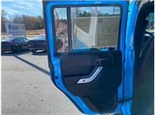 Vehicle Thumb #16