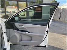 Vehicle Thumb #19