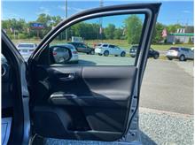 Vehicle Thumb #20