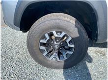 Vehicle Thumb #9