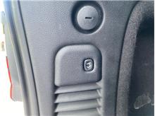 Vehicle Thumb #18