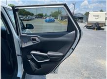 Vehicle Thumb #18
