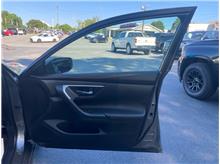 Vehicle Thumb #20