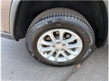 Vehicle Thumb #19