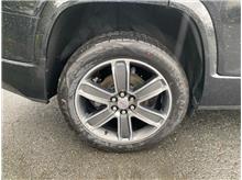 Vehicle Thumb #11