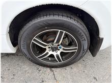 Vehicle Thumb #15