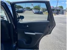 Vehicle Thumb #18