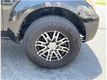 Vehicle Thumb #12