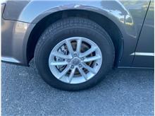 Vehicle Thumb #9