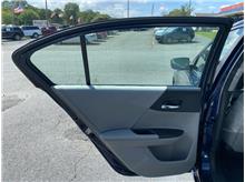 Vehicle Thumb #15