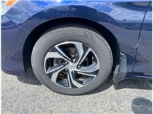 Vehicle Thumb #9