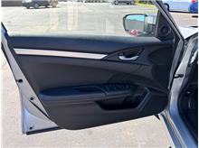 Vehicle Thumb #15