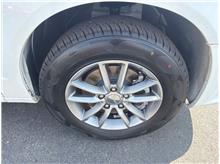 Vehicle Thumb #14
