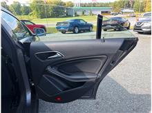Vehicle Thumb #17