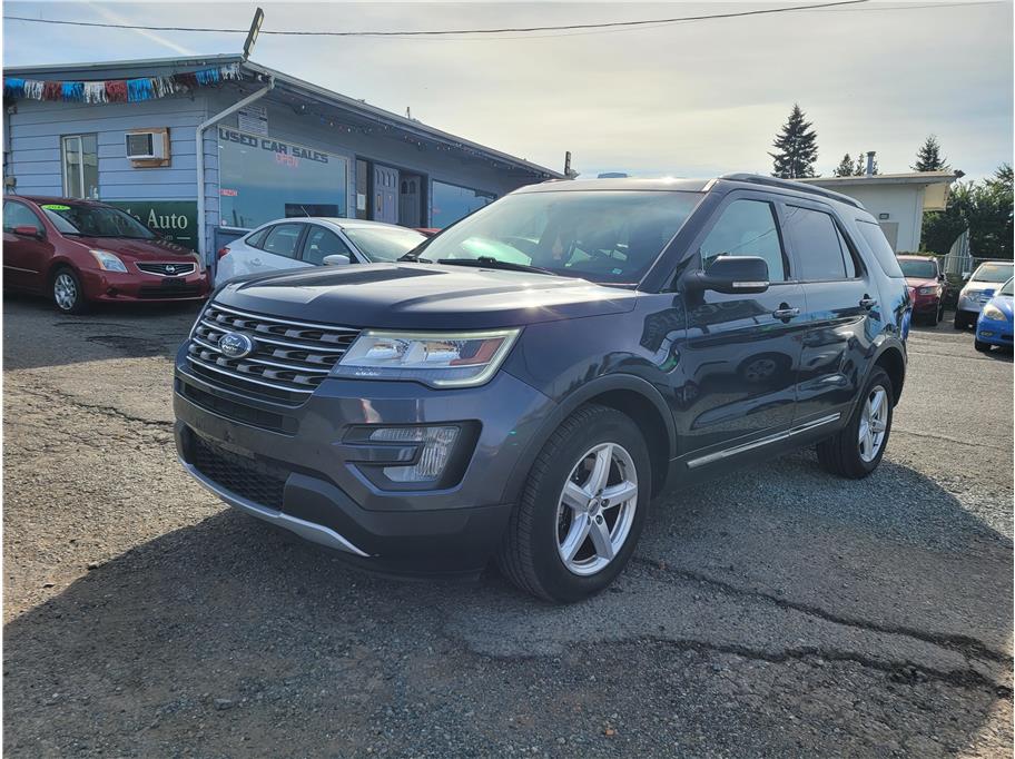 2017 Ford Explorer XLT - Photo 6