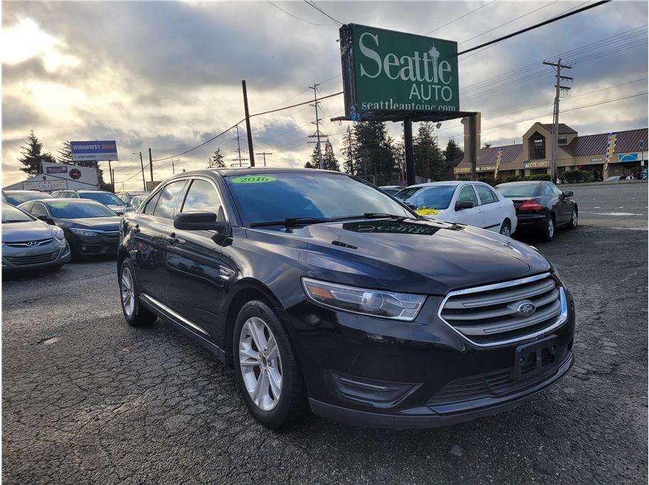 2016 Ford Taurus