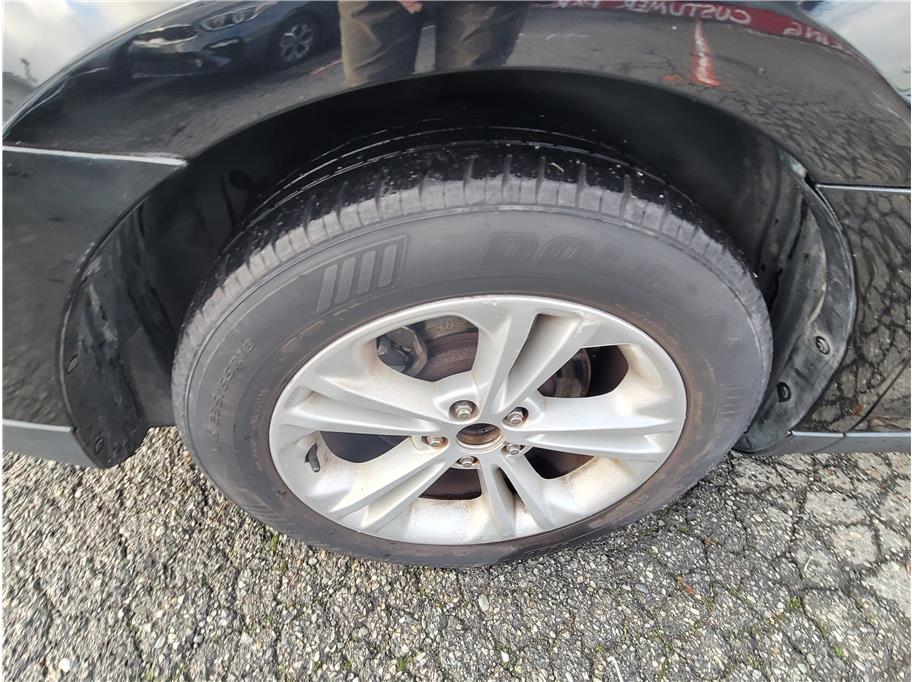2016 Ford Taurus SEL - Photo 20