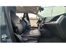 Vehicle Thumb #11