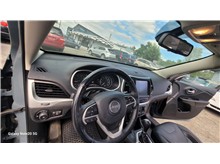 Vehicle Thumb #15
