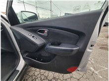 Vehicle Thumb #18