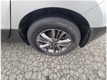 Vehicle Thumb #23