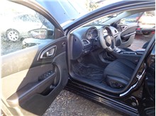 Vehicle Thumb #25