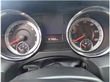 Vehicle Thumb #16